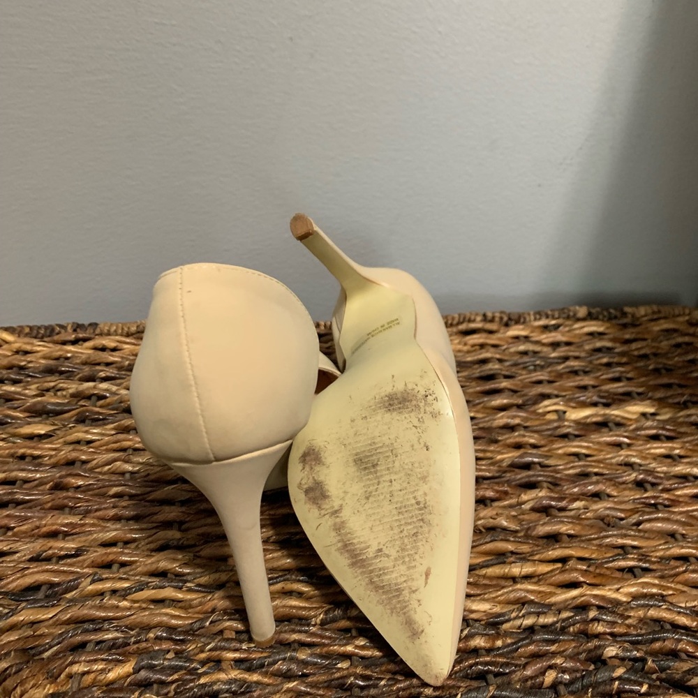 Pumps - Picture 3 of 3